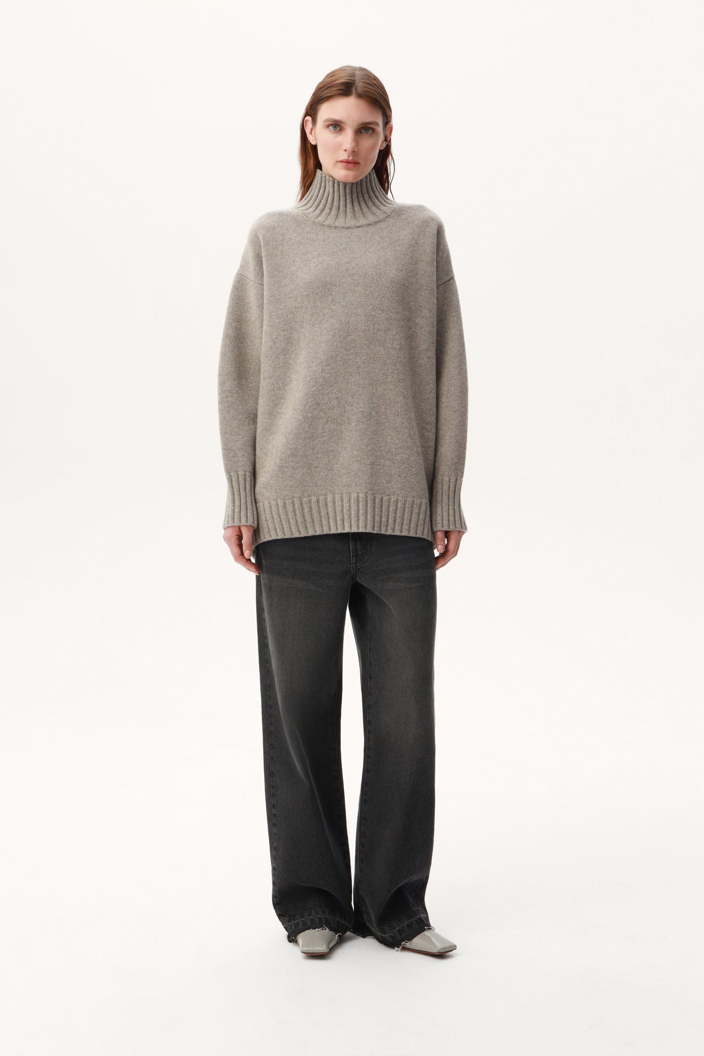VIGOR SWEATER