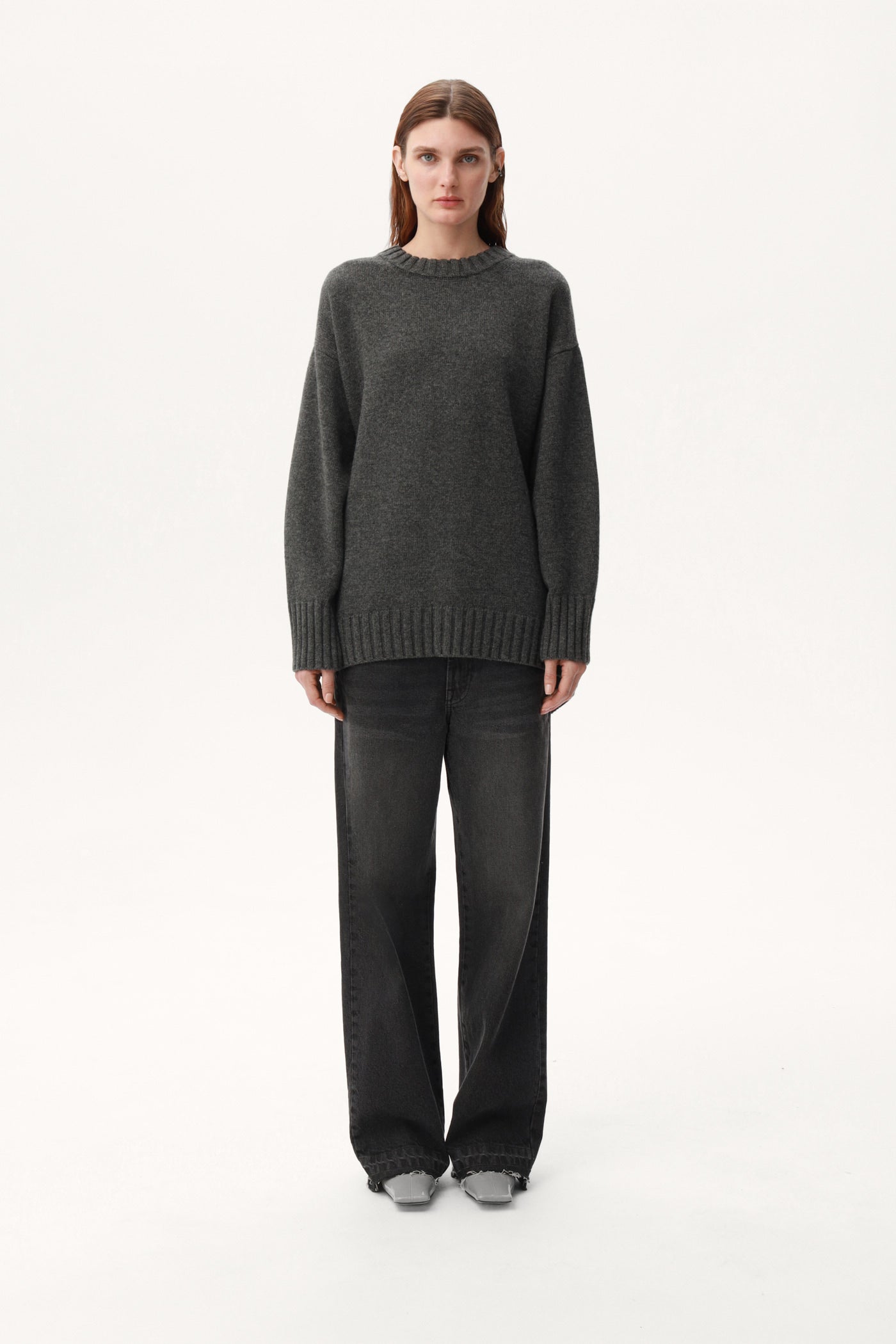 ESTEEM SWEATER