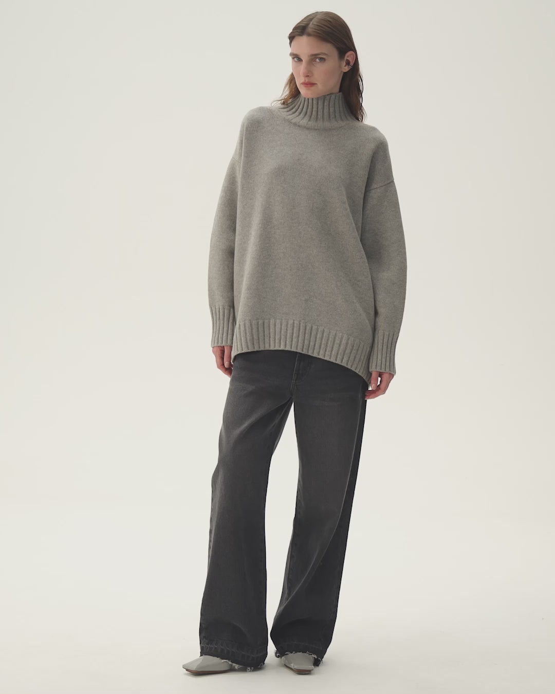 VIGOR SWEATER